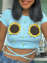 Crop Top mit Sonnenblumen-Print und Bindeband